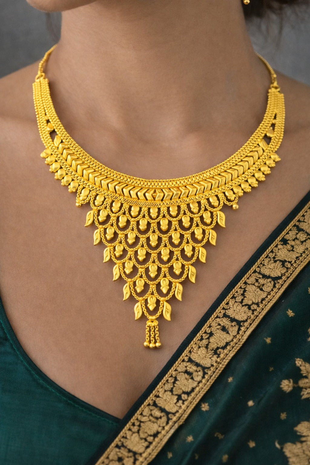 Royal Cascade Leaf Gold Necklace & Earrings Set